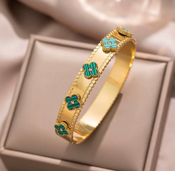 Titanium Gold Bracelet Four Leaf Clover Design
