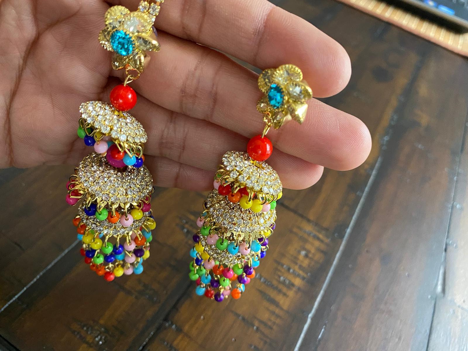 Update more than 117 rani colour earrings